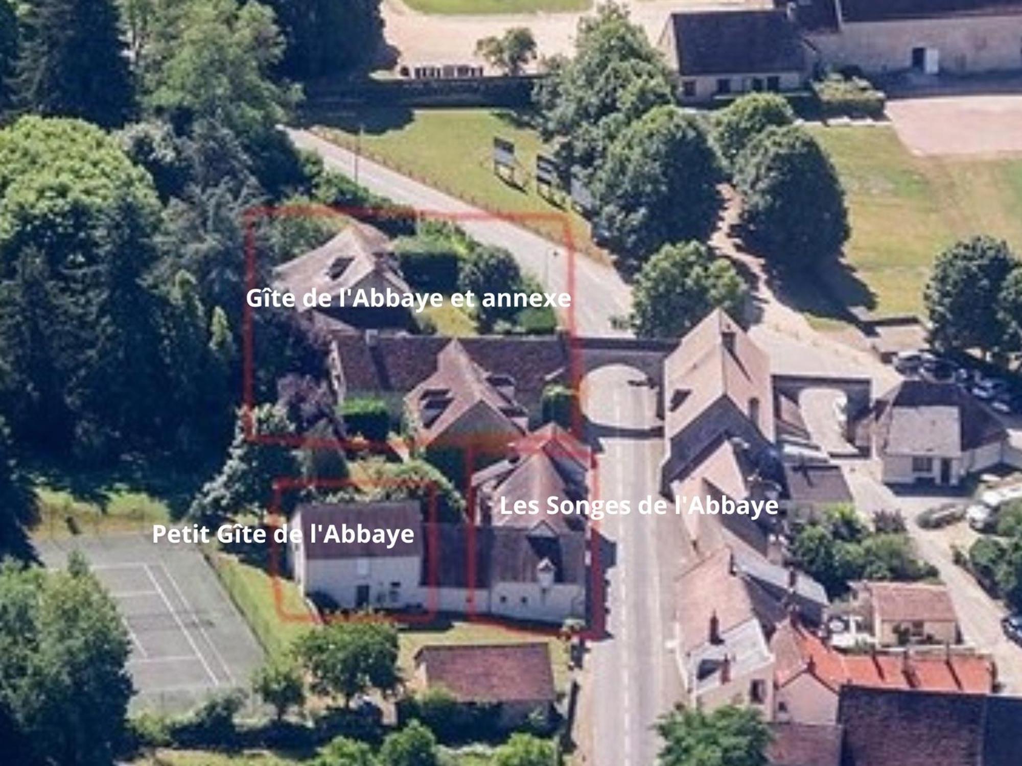 Gite Haut De Gamme Pres De L'Abbaye De Noirlac - Sejour Tout Confort Avec Jardin Et Terrasses - Fr-1-586-13 Bruere-Allichamps Zewnętrze zdjęcie